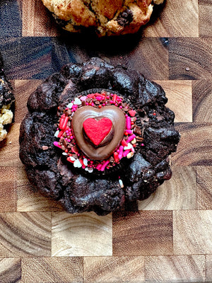 cookies>flowers: XOXOXOX 💕❤️💕